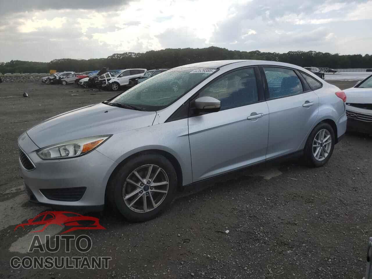 FORD FOCUS 2015 - 1FADP3F27FL263204