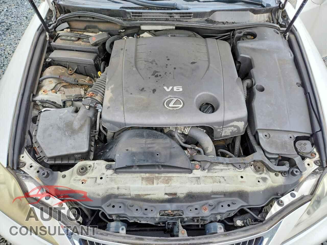 LEXUS IS 2011 - JTHCF5C25B5046997