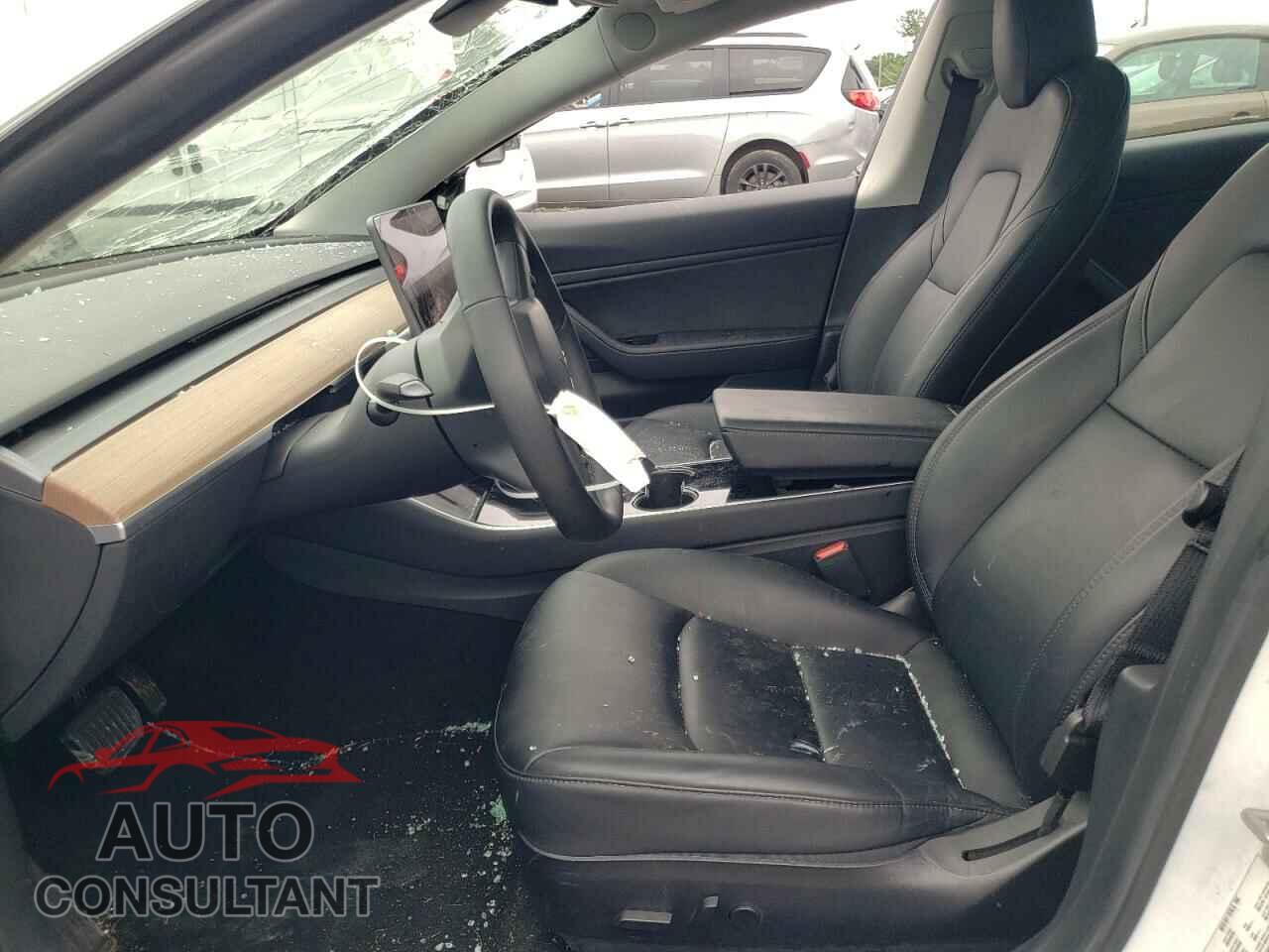 TESLA MODEL 3 2019 - 5YJ3E1EB3KF493689