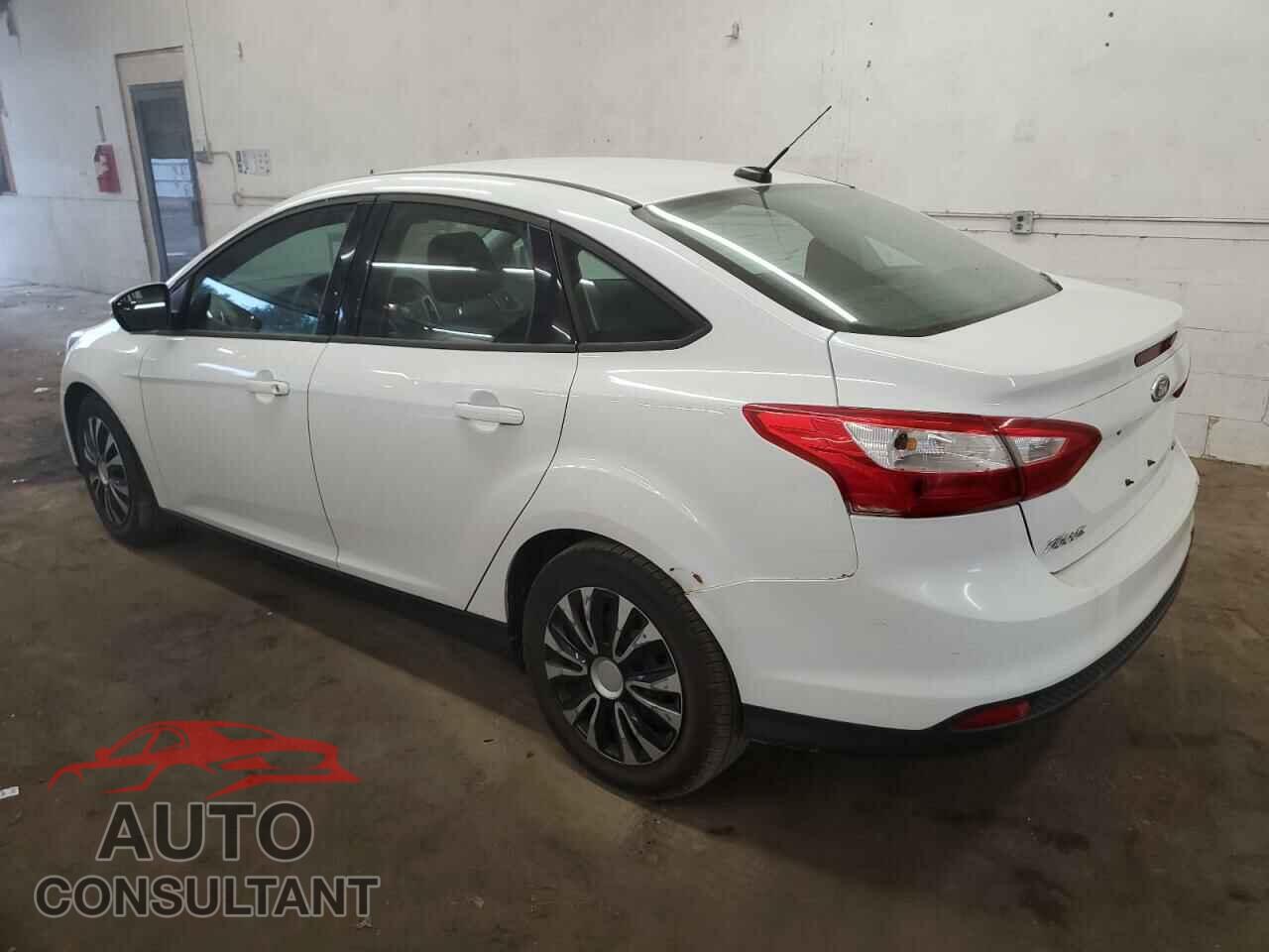 FORD FOCUS 2012 - 1FAHP3F23CL236482