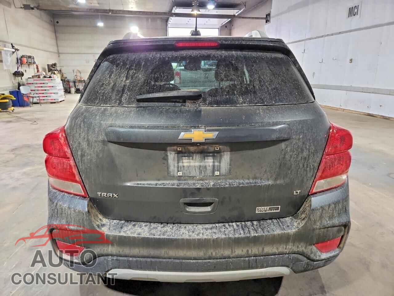 CHEVROLET TRAX 2017 - 3GNCJLSB3HL172801