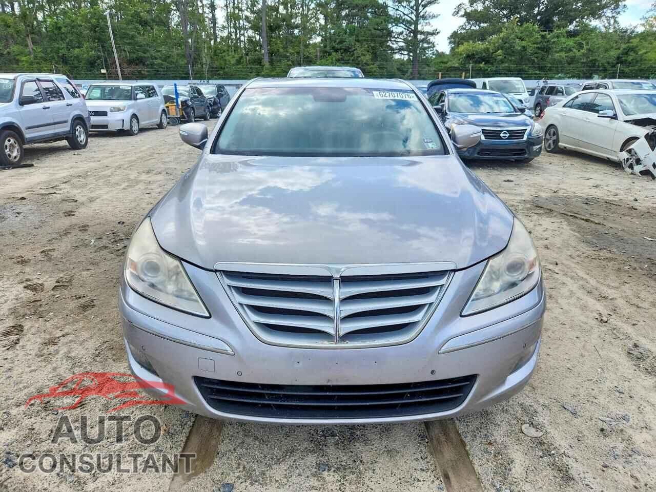 HYUNDAI GENESIS 2009 - KMHGC46E59U024232