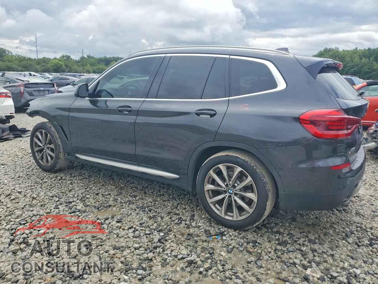 BMW X3 2018 - 5UXTR9C54JLD72229