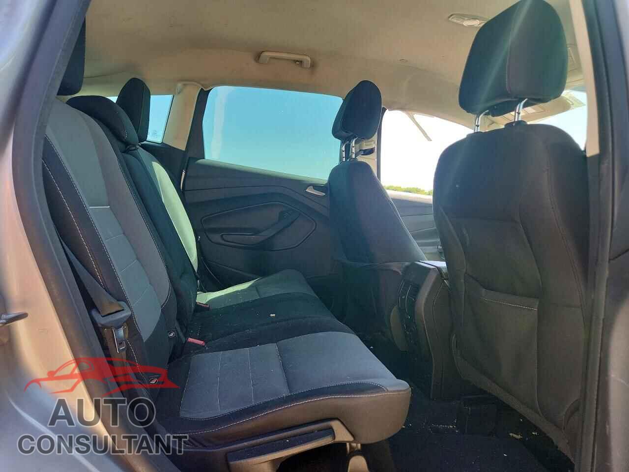 FORD CMAX 2015 - 1FADP5AU5FL112074