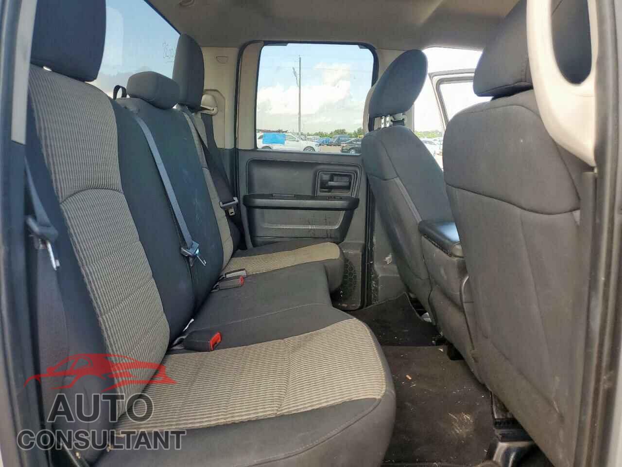 DODGE RAM 1500 2012 - 1C6RD7FT4CS342153