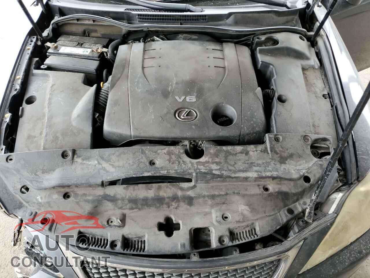 LEXUS IS 2011 - JTHBF5C21B5130343