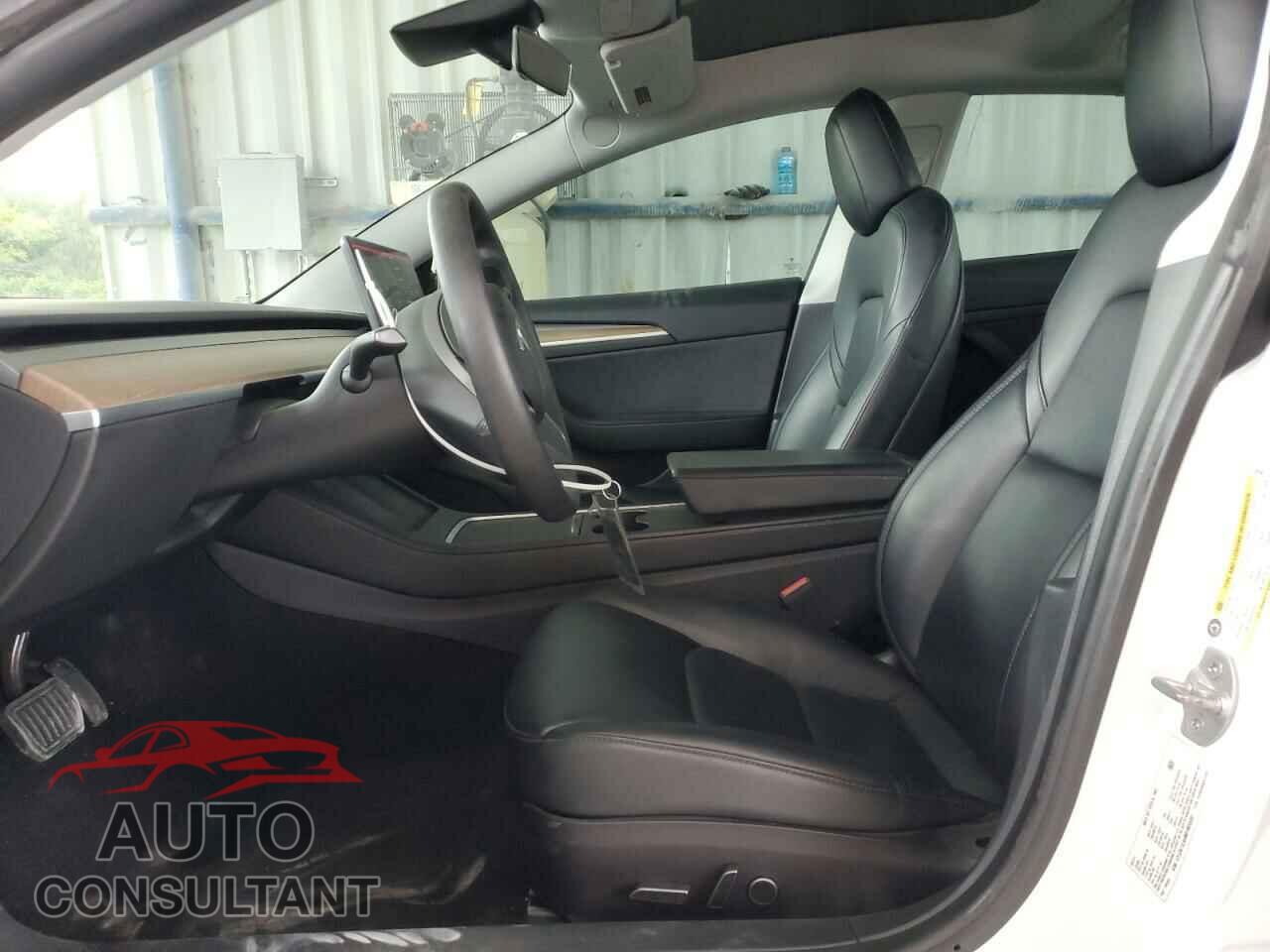 TESLA MODEL 3 2021 - 5YJ3E1EA4MF985500