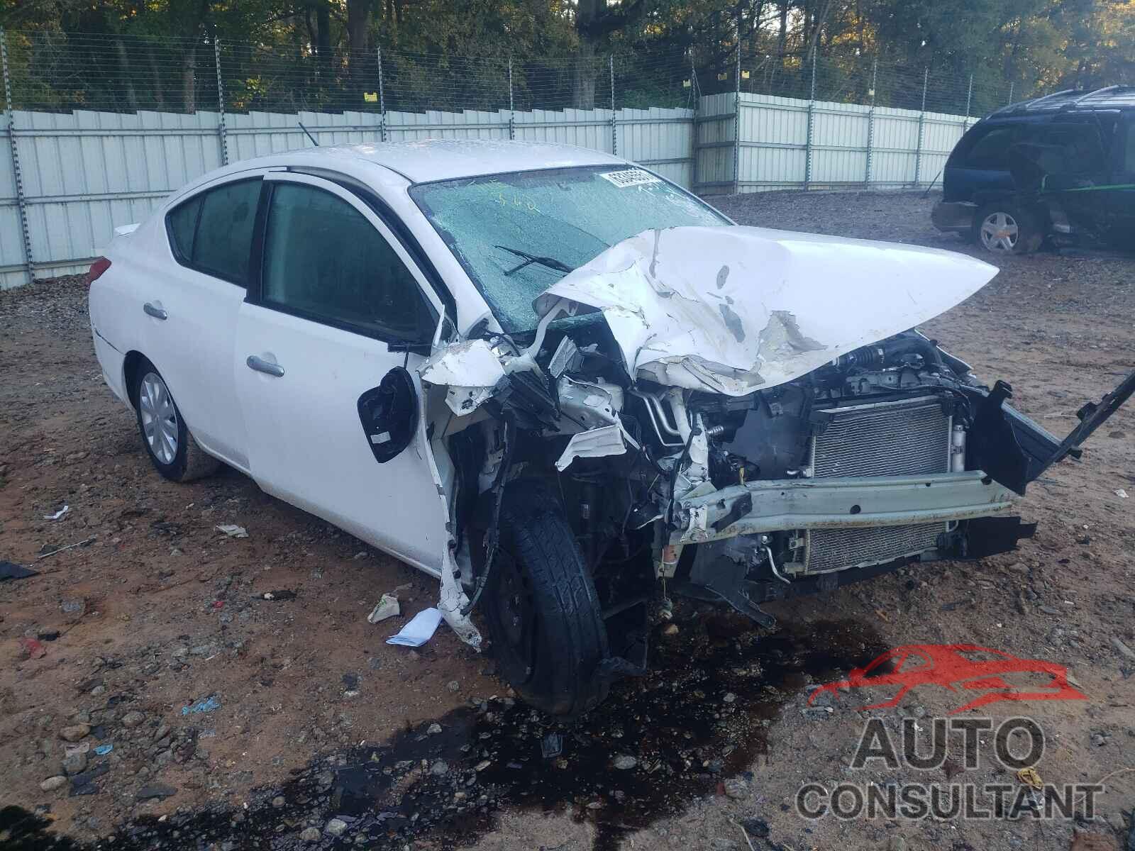 NISSAN VERSA 2019 - 3N1CN7APXKL861956