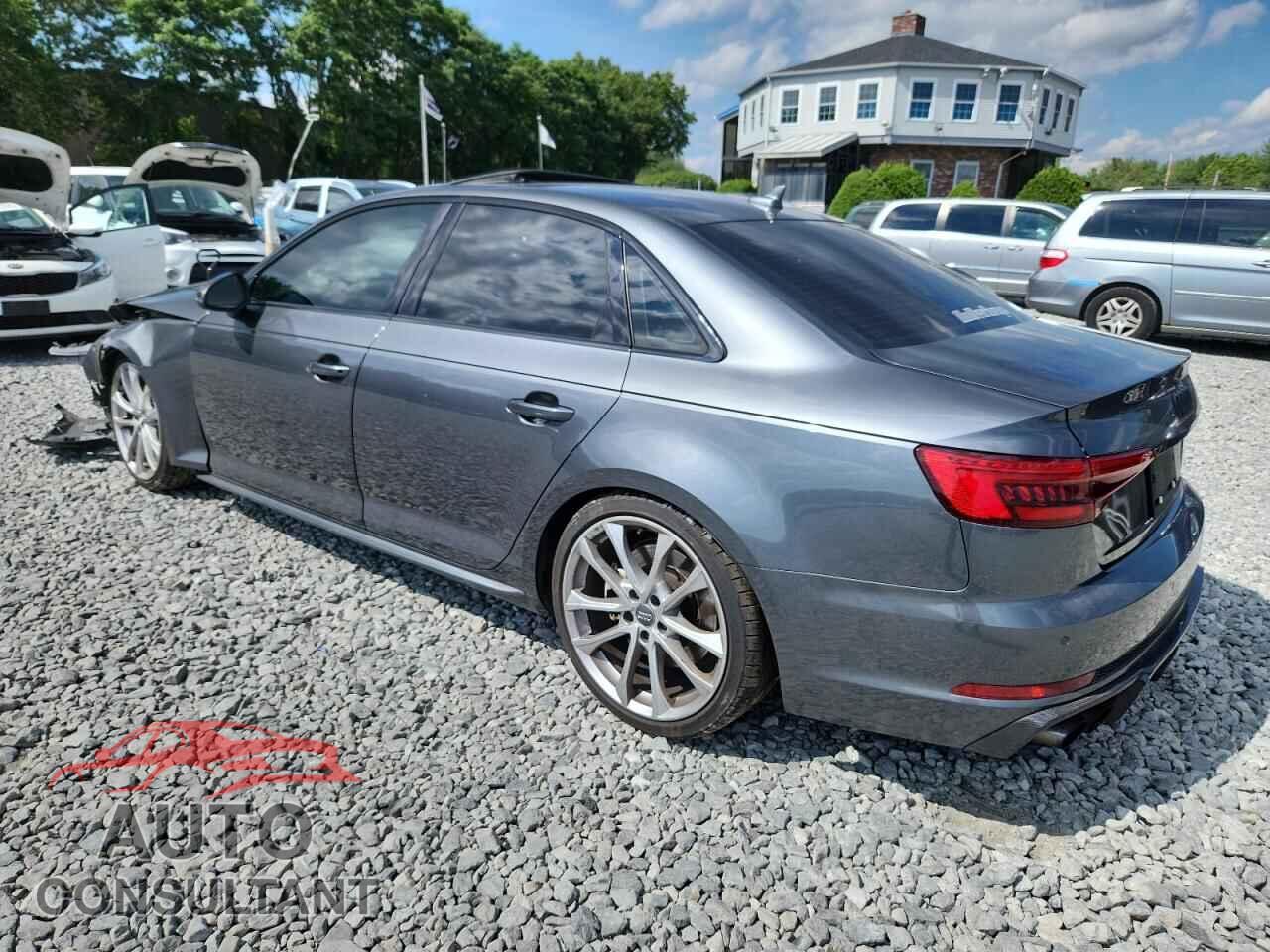 AUDI S4/RS4 2018 - WAUC4AF43JA001850