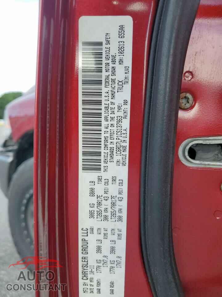 DODGE RAM 1500 2012 - 1C6RD7LP1CS137963