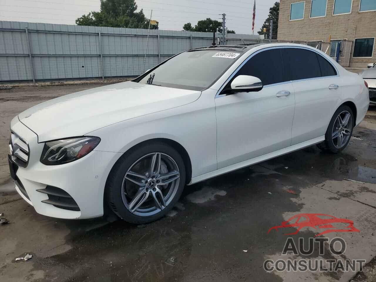 MERCEDES-BENZ E-CLASS 2019 - WDDZF4KB7KA596108