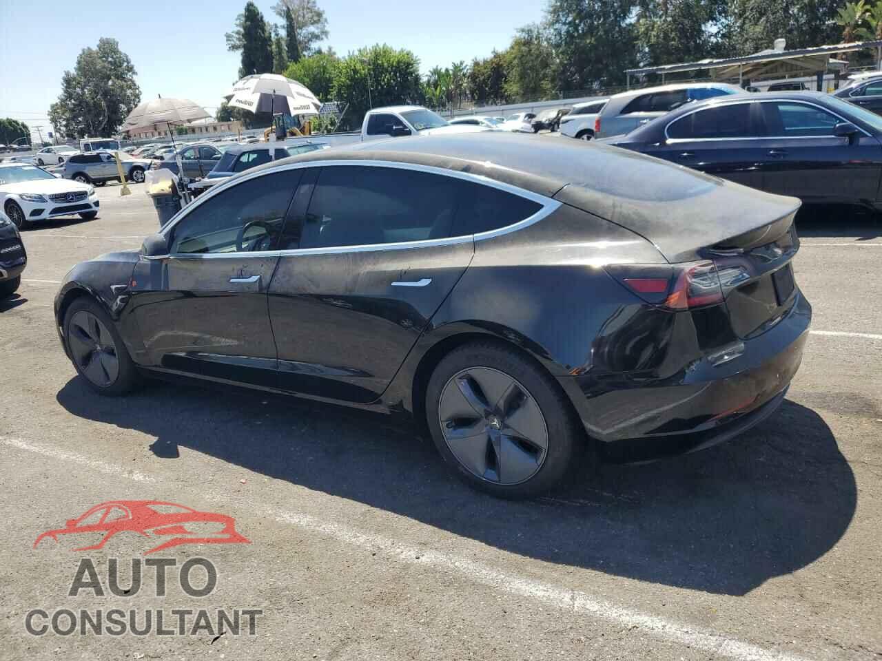 TESLA MODEL 3 2019 - 5YJ3E1EB6KF195136