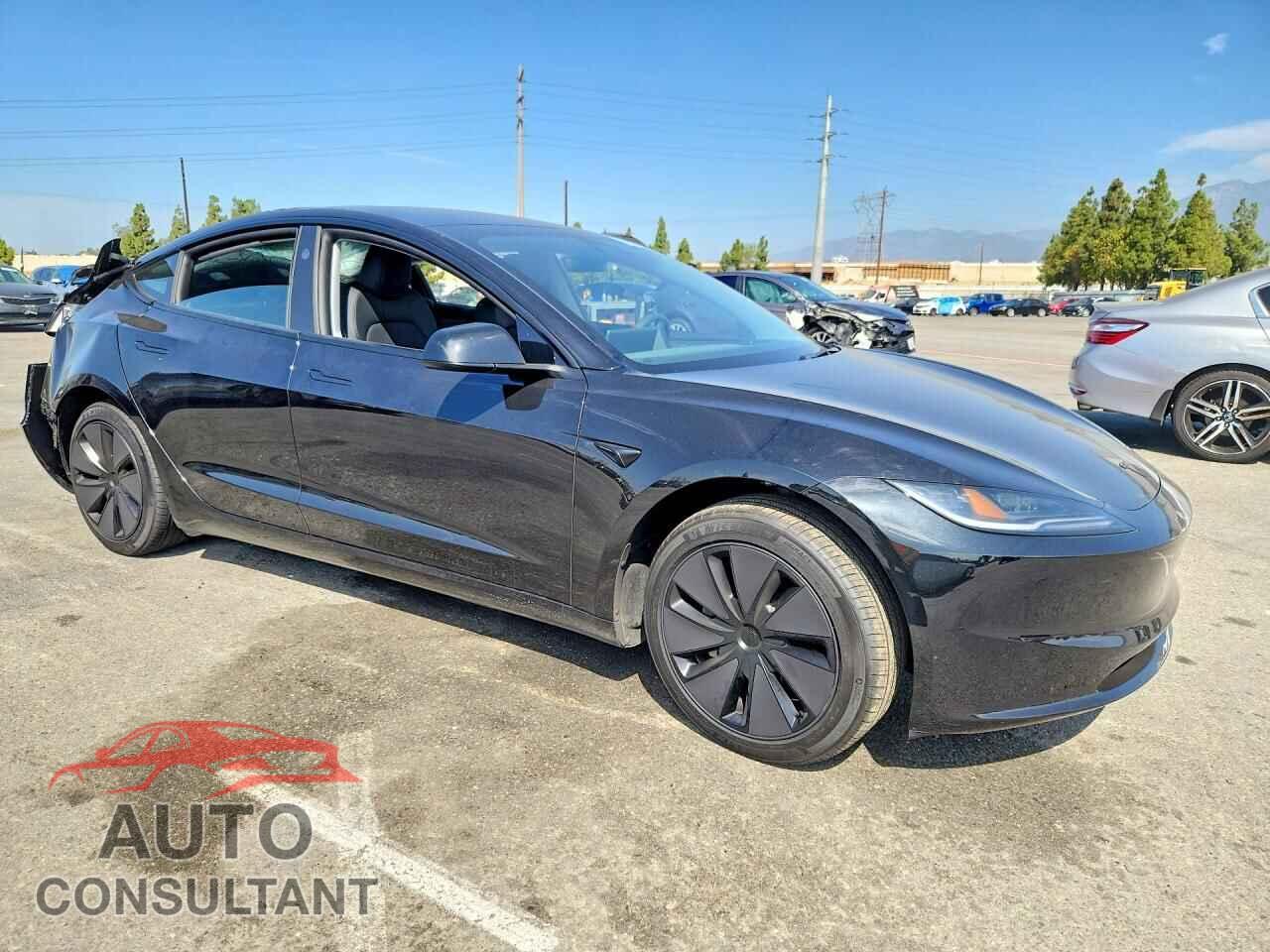 TESLA MODEL 3 2026 - 5YJ3E1EA4TF145313
