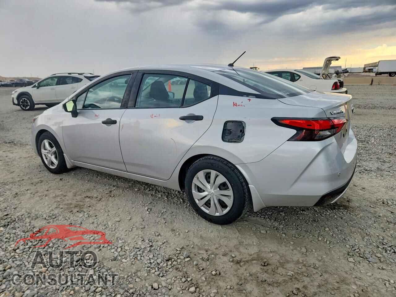 NISSAN VERSA 2021 - 3N1CN8DV5ML809590