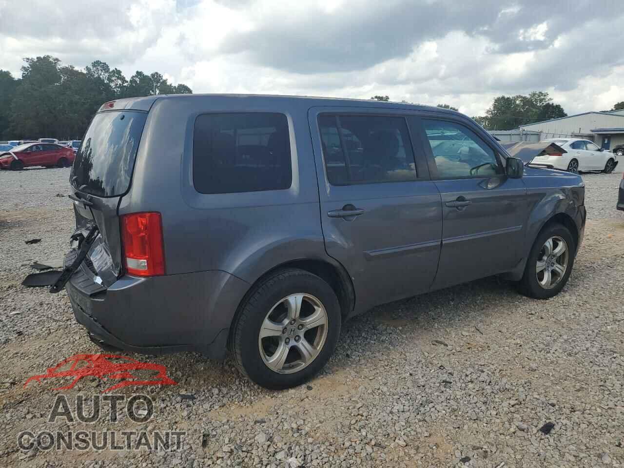 HONDA PILOT 2015 - 5FNYF3H59FB016324