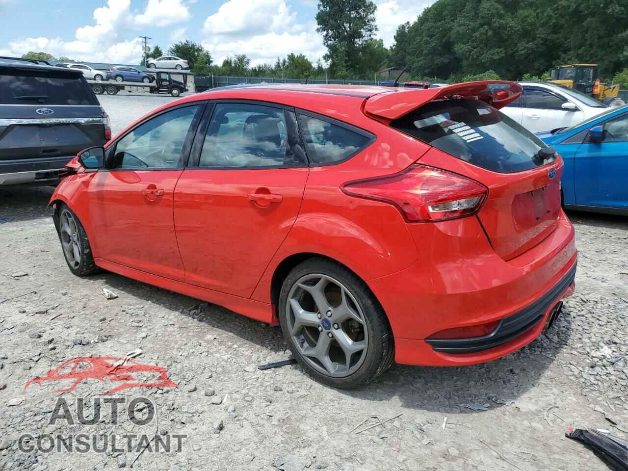 FORD FOCUS 2017 - 1FADP3L96HL333375