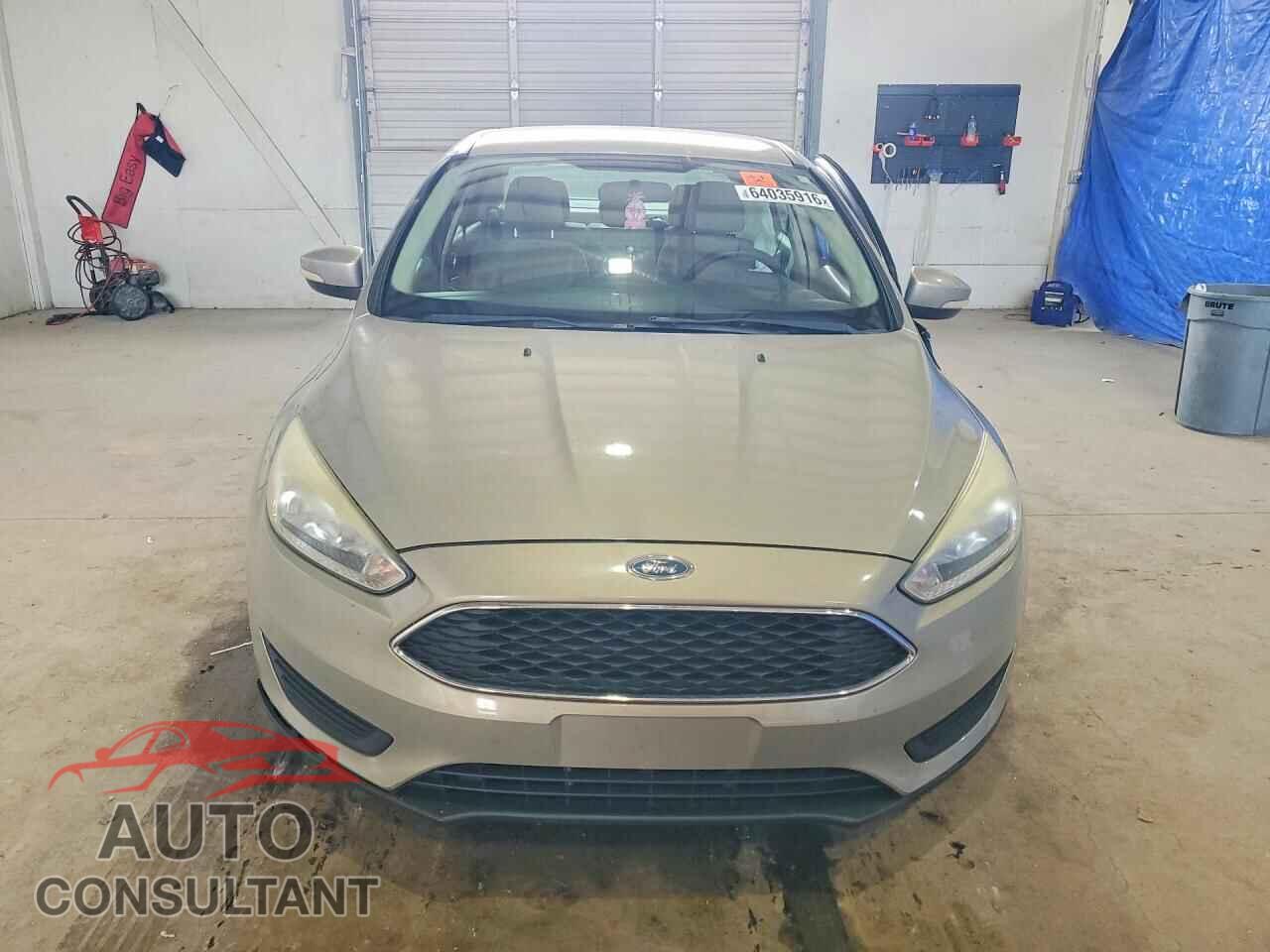 FORD FOCUS 2015 - 1FADP3F26FL311677
