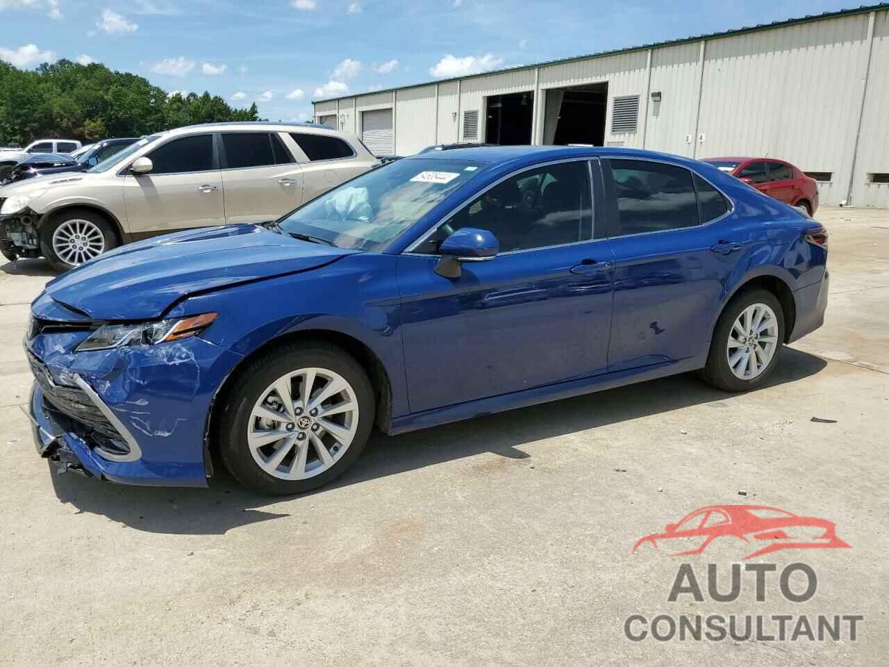 TOYOTA CAMRY 2024 - 4T1C11AK3RU211744