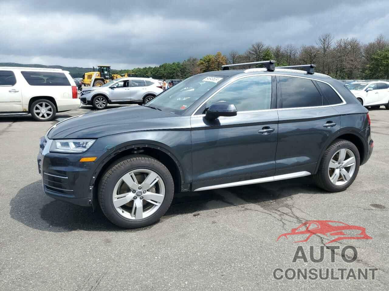 AUDI Q5 2018 - WA1BNAFY8J2029873