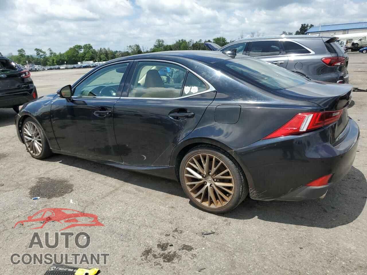 LEXUS IS 2015 - JTHCF1D22F5023867