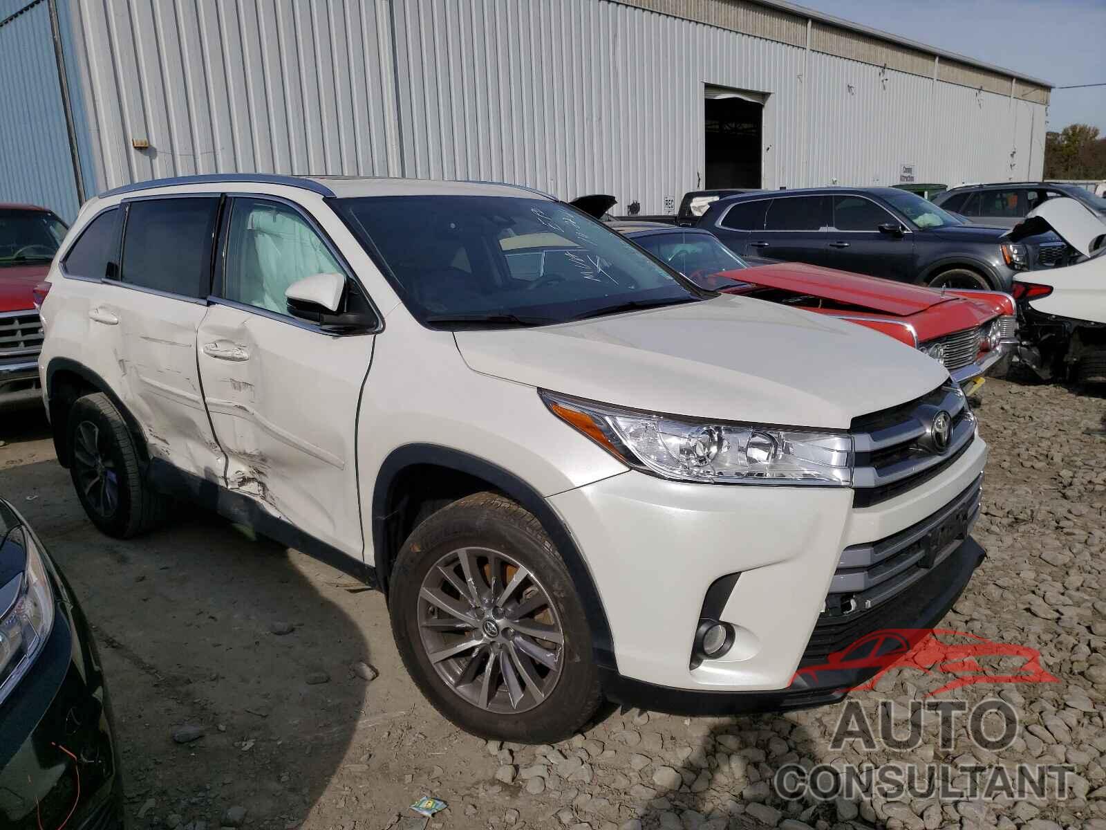 TOYOTA HIGHLANDER 2019 - 5TDJZRFH4KS603707