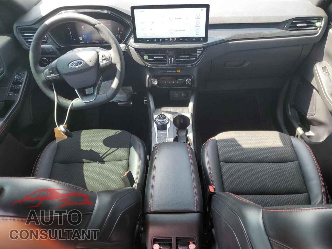 FORD ESCAPE ST 2023 - 1FMCU9MN2PUB33420