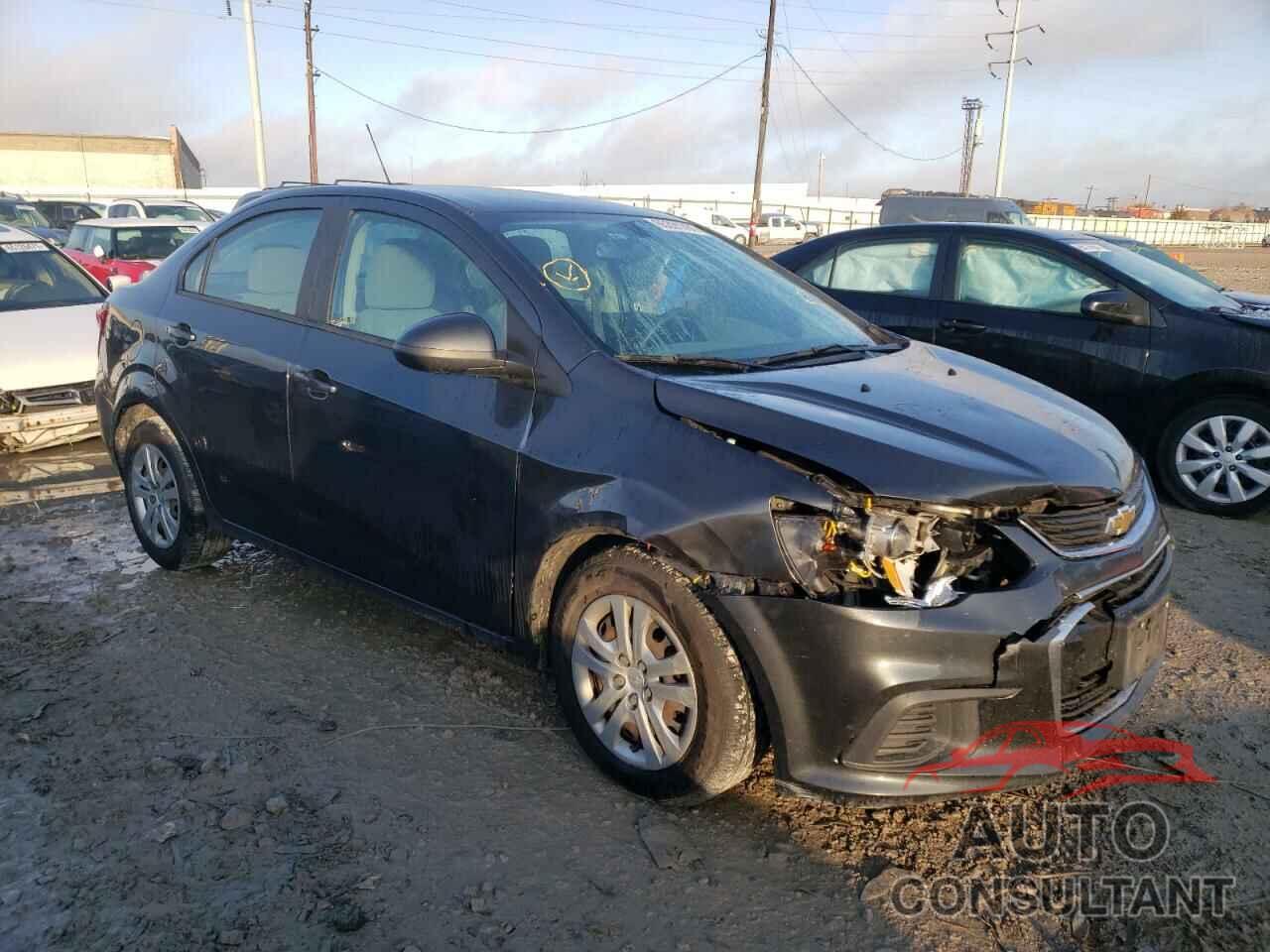 CHEVROLET SONIC 2017 - 1G1JB5SH9H4142519