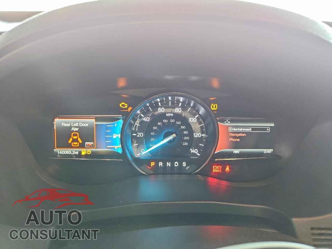 FORD EXPLORER 2017 - 1FM5K7F85HGD04476