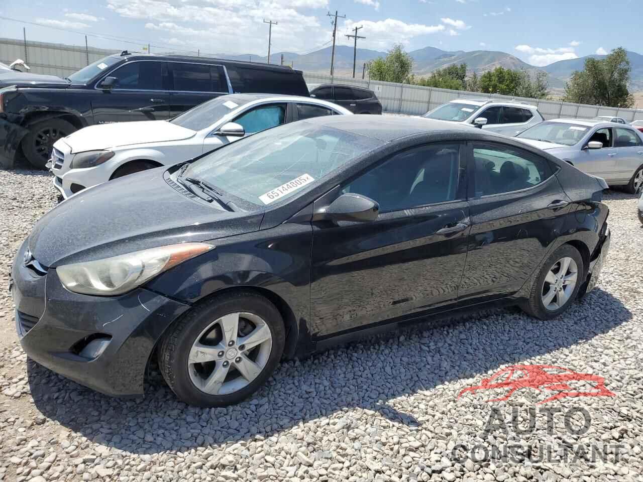 HYUNDAI ELANTRA 2012 - 5NPDH4AE0CH070309