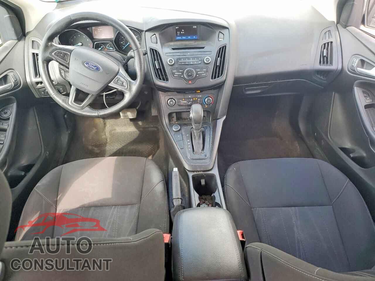 FORD FOCUS 2017 - 1FADP3K29HL247353