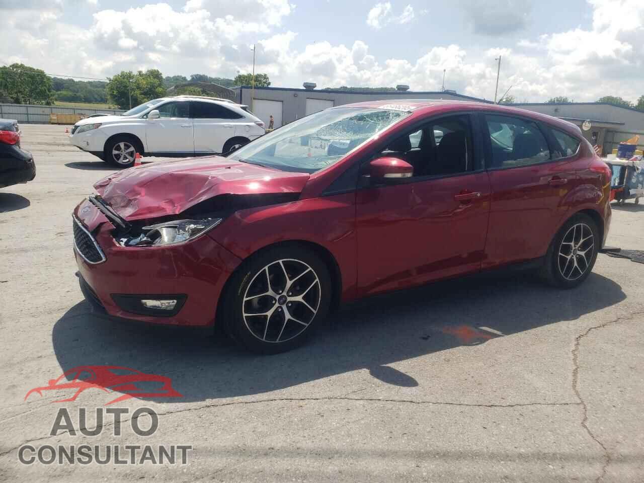 FORD FOCUS 2017 - 1FADP3M24HL208196
