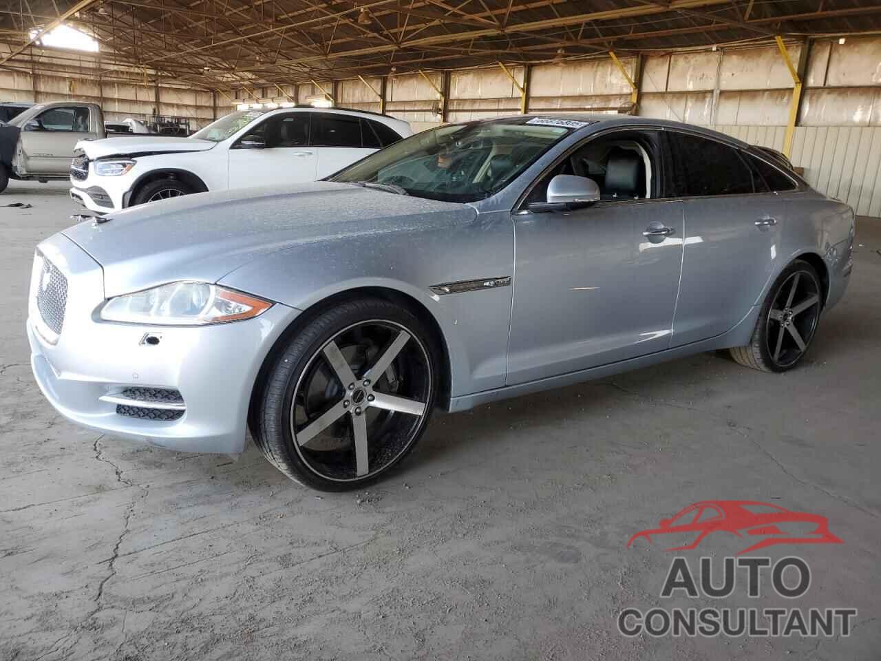 JAGUAR XJ 2011 - SAJWA1CB1BLV06689