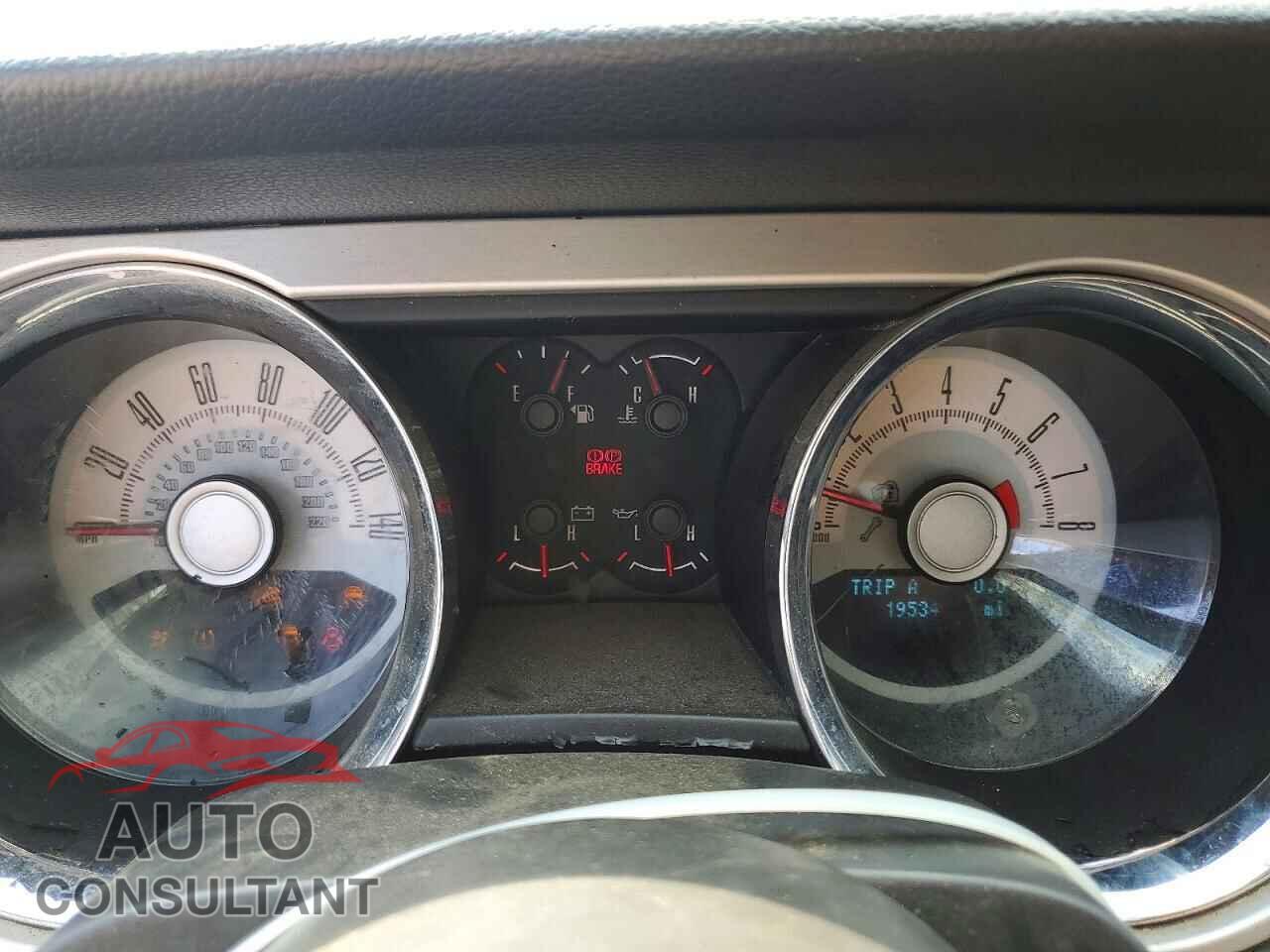 FORD MUSTANG 2010 - 1ZVBP8CH1A5121268