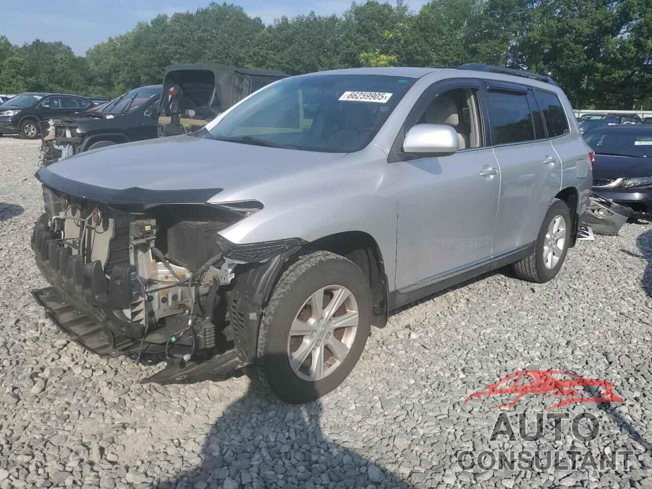 TOYOTA HIGHLANDER 2013 - 5TDBK3EH8DS271104