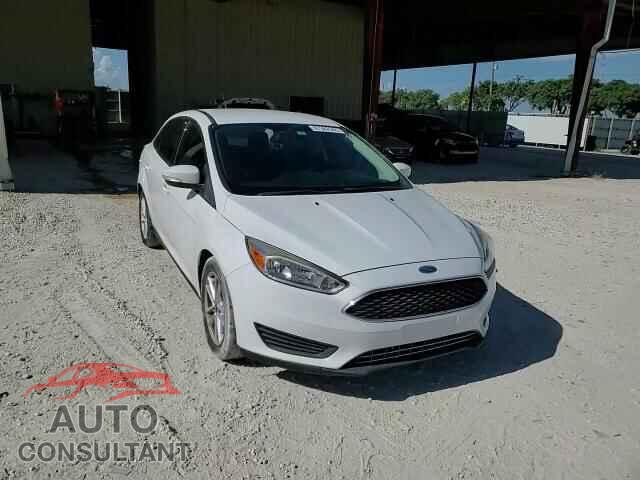 FORD FOCUS 2015 - 1FADP3F29FL342857