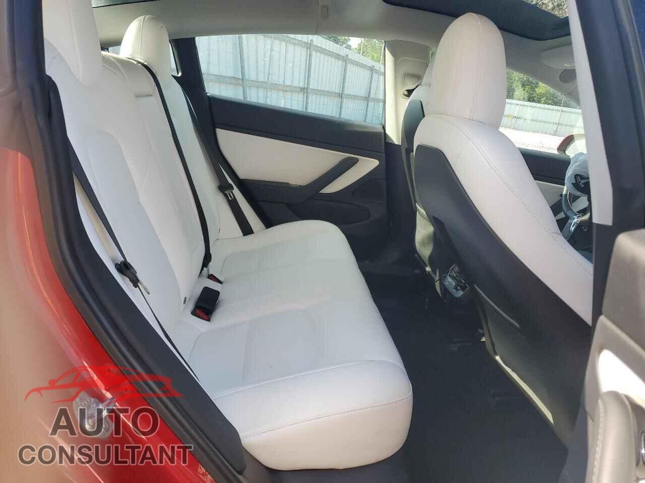 TESLA MODEL 3 2020 - 5YJ3E1EB2LF668953