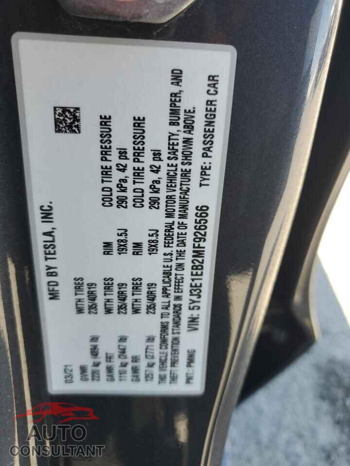 TESLA MODEL 3 2021 - 5YJ3E1EB2MF926566