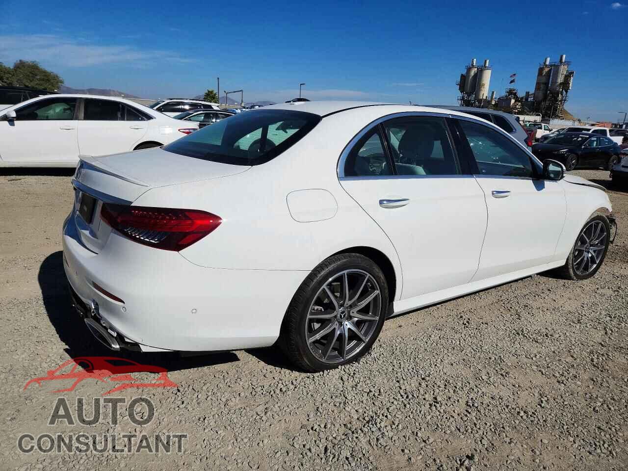 MERCEDES-BENZ E-CLASS 2023 - W1KZF8DBXPB179412