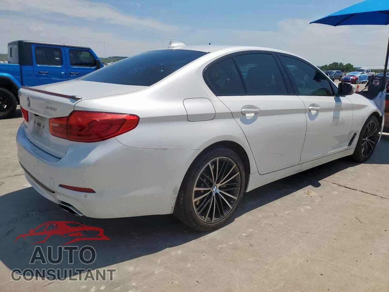 BMW 5 SERIES 2019 - WBAJE5C5XKWW17543