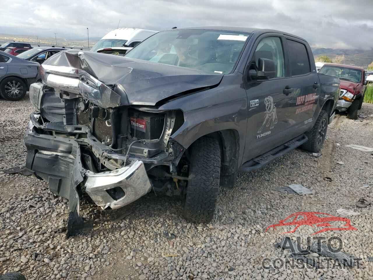 TOYOTA TUNDRA 2019 - 5TFDY5F13KX790217