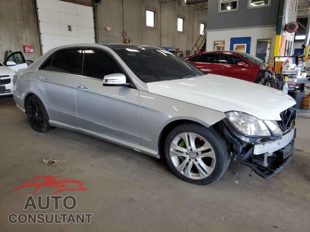 MERCEDES-BENZ E-CLASS 2011 - WDDHF8HB4BA265934