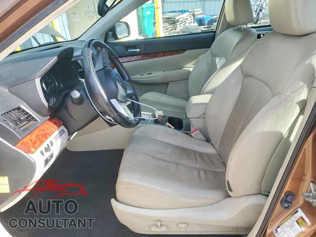 SUBARU LEGACY 2011 - 4S3BMBL68B3264643