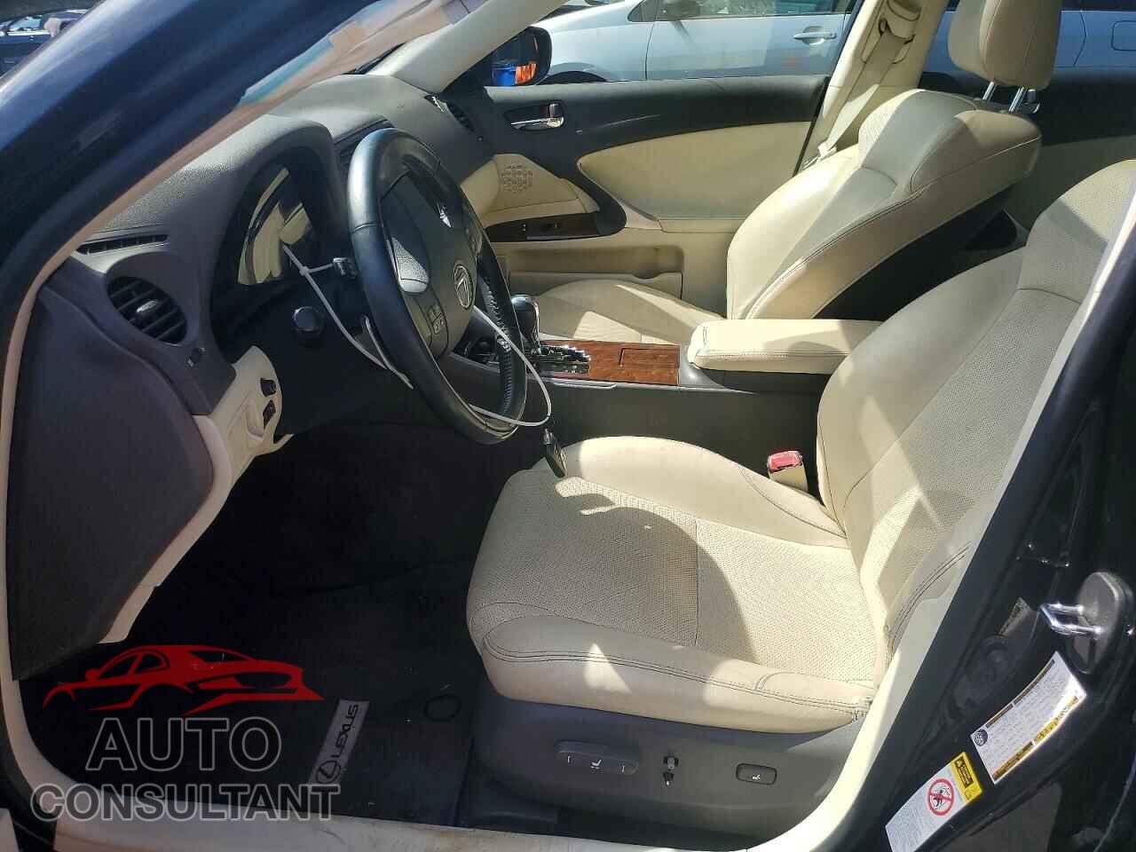 LEXUS IS 2010 - JTHBF5C26A5114038