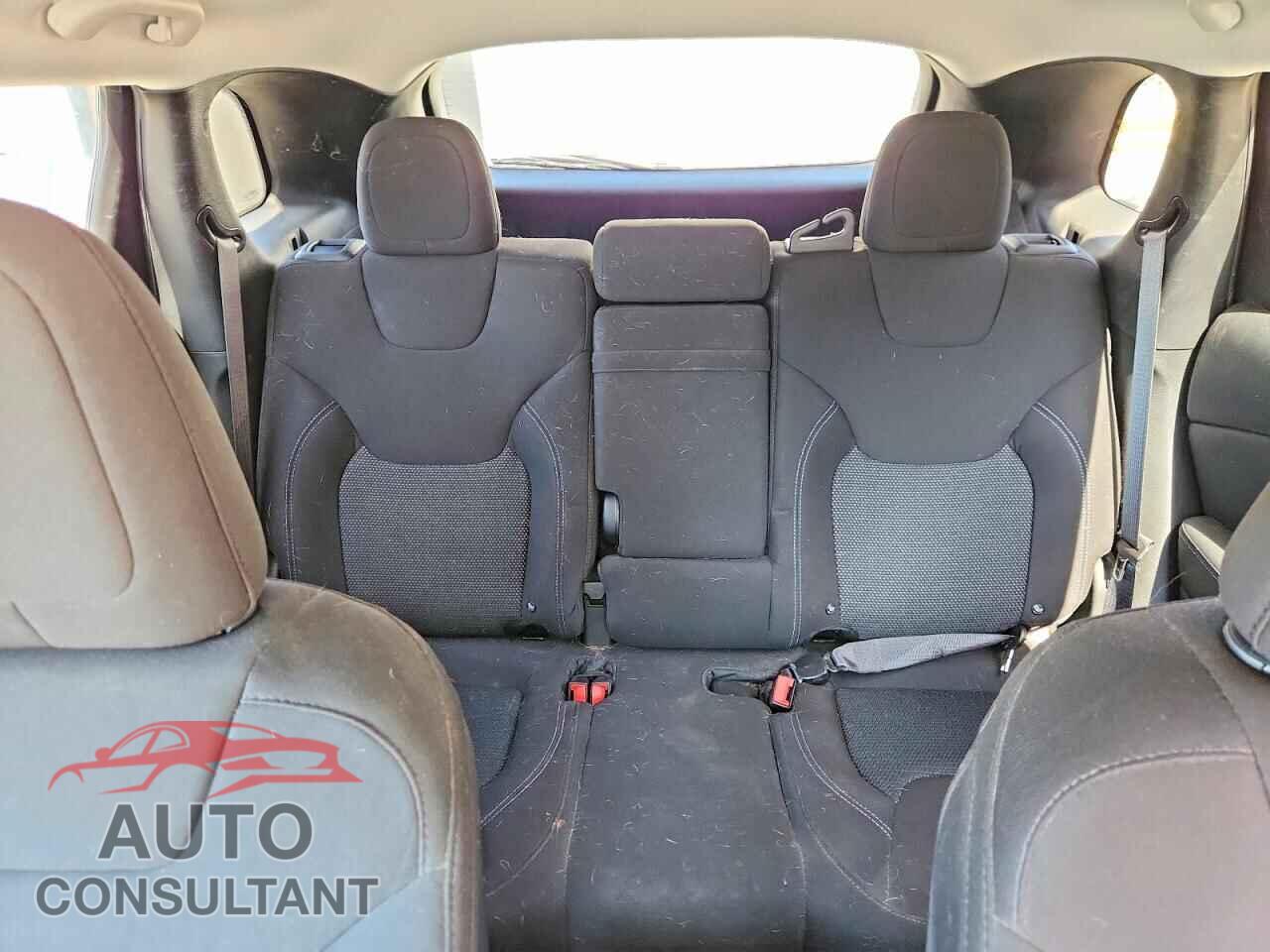 JEEP CHEROKEE 2019 - 1C4PJLCB3KD148066