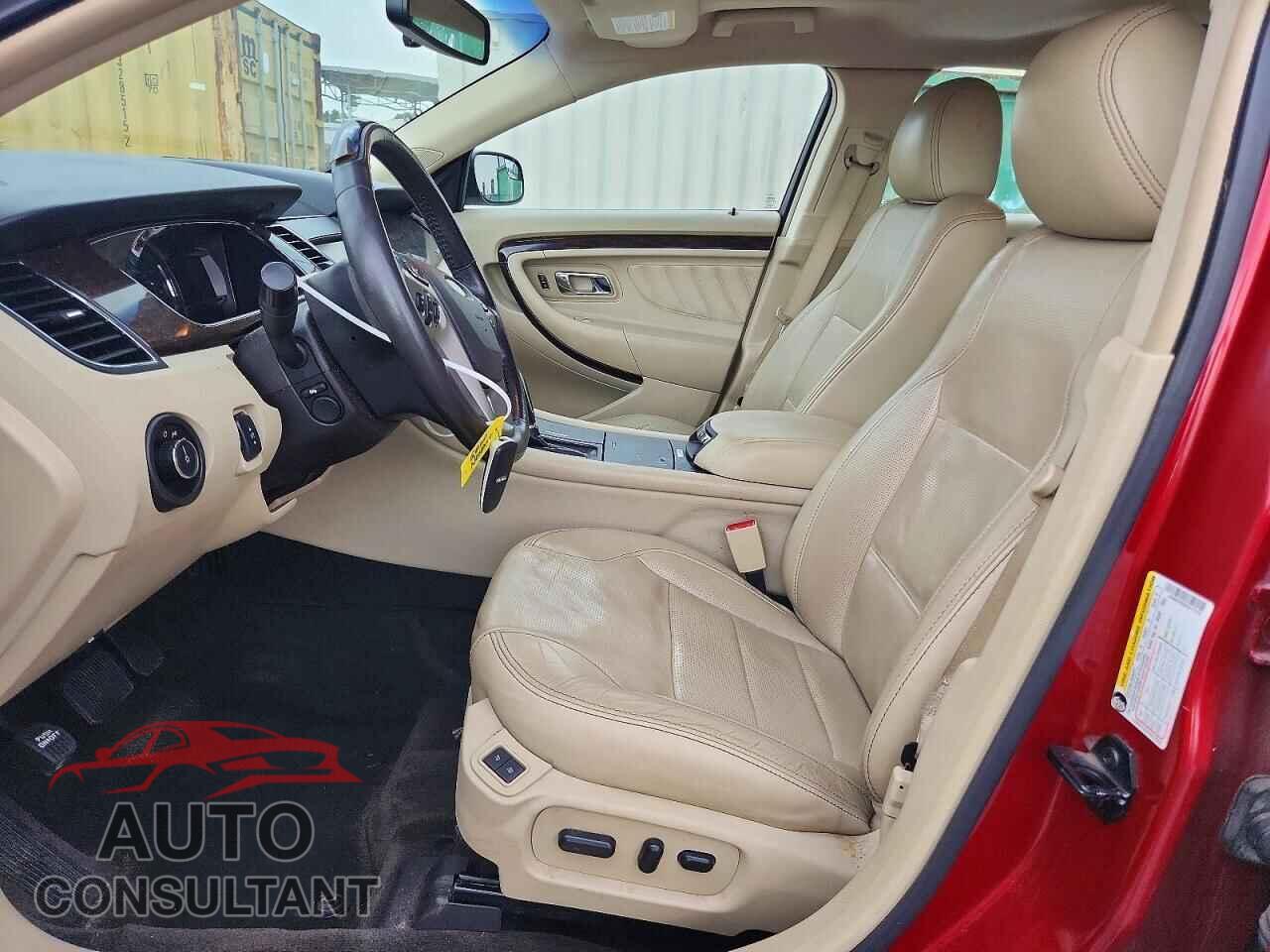 FORD TAURUS 2015 - 1FAHP2F82FG171121