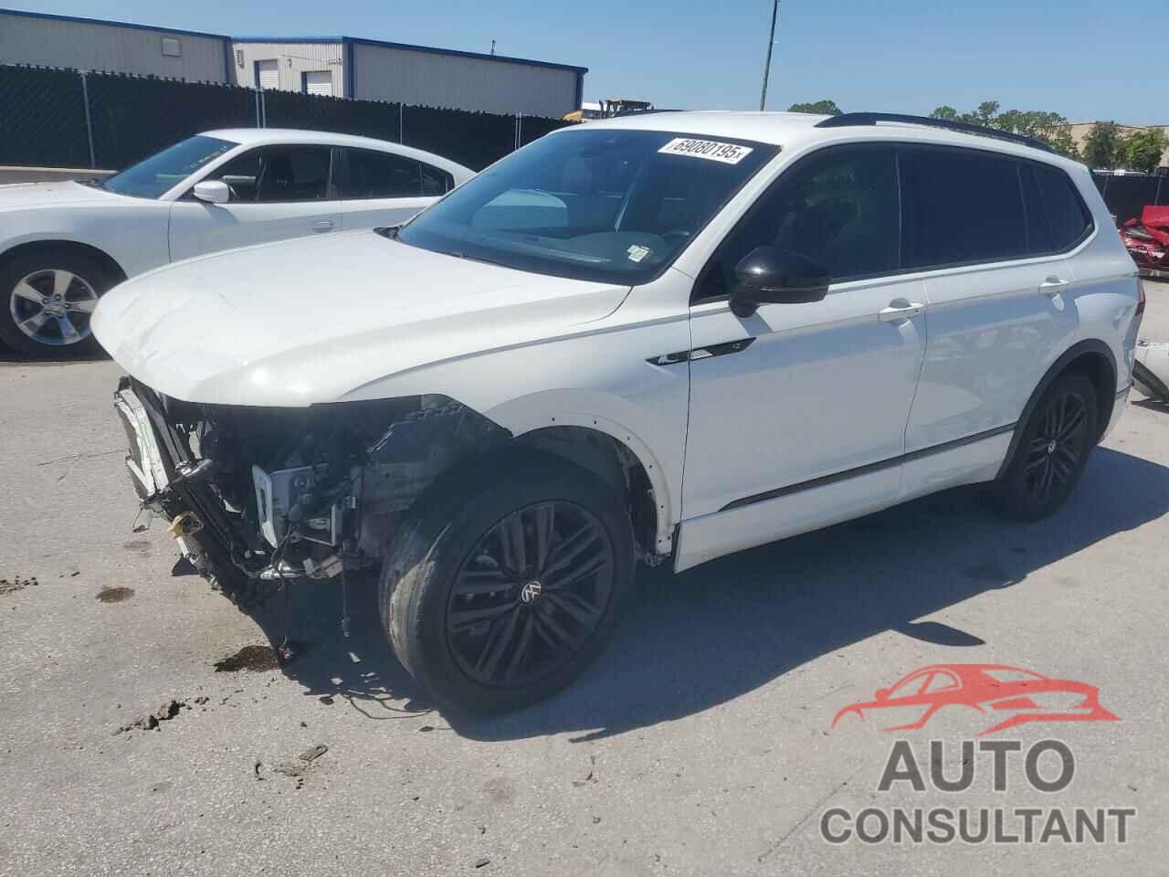 VOLKSWAGEN TIGUAN 2022 - 3VVCB7AX6NM006645