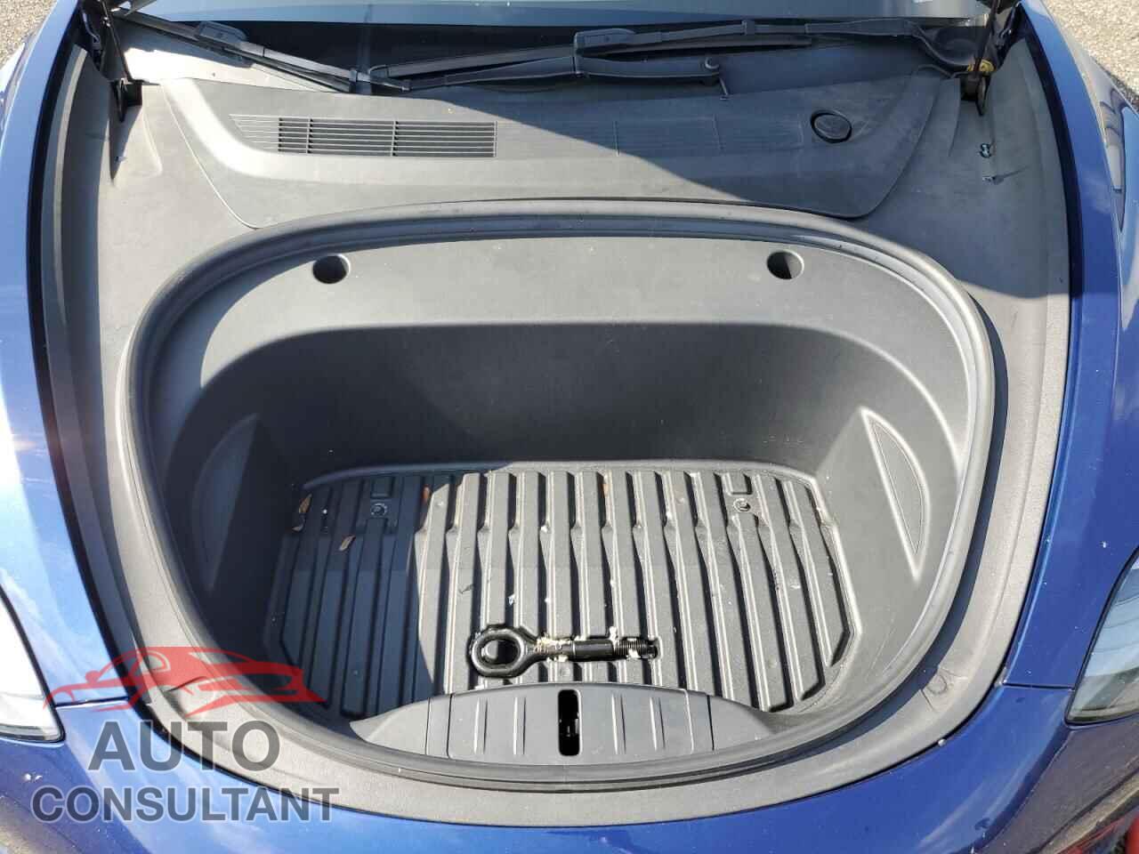 TESLA MODEL 3 2022 - 5YJ3E1EA7NF190894