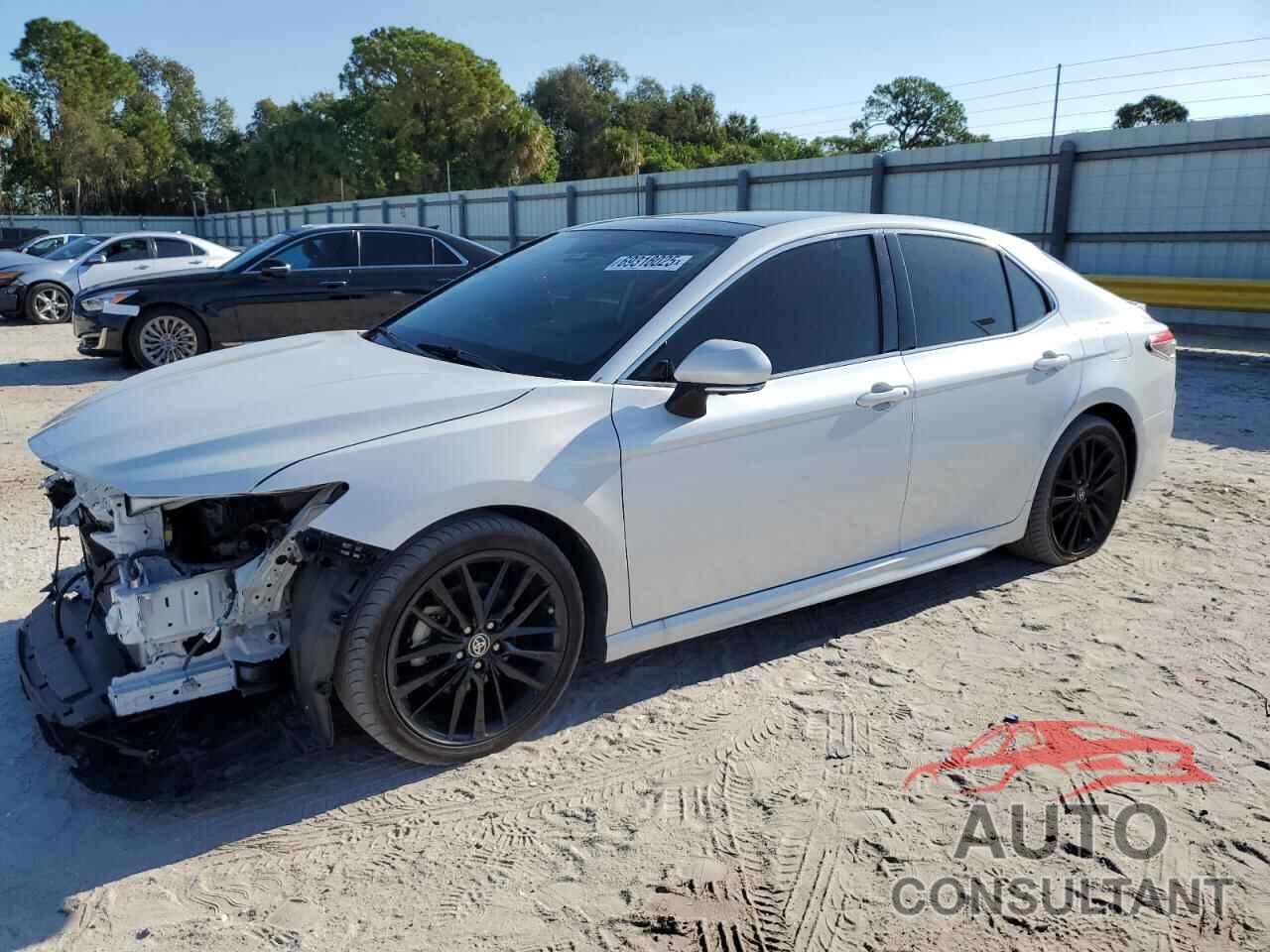 TOYOTA CAMRY 2021 - 4T1K61AK5MU525126