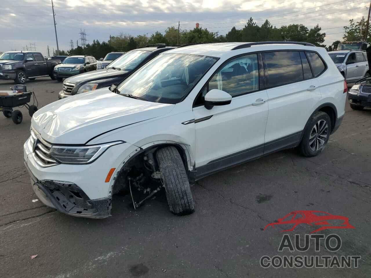 VOLKSWAGEN TIGUAN 2022 - 3VV0B7AXXNM117721