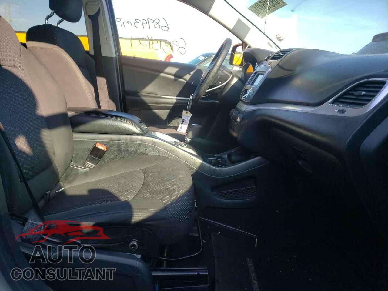 DODGE JOURNEY 2017 - 3C4PDCBG2HT518561